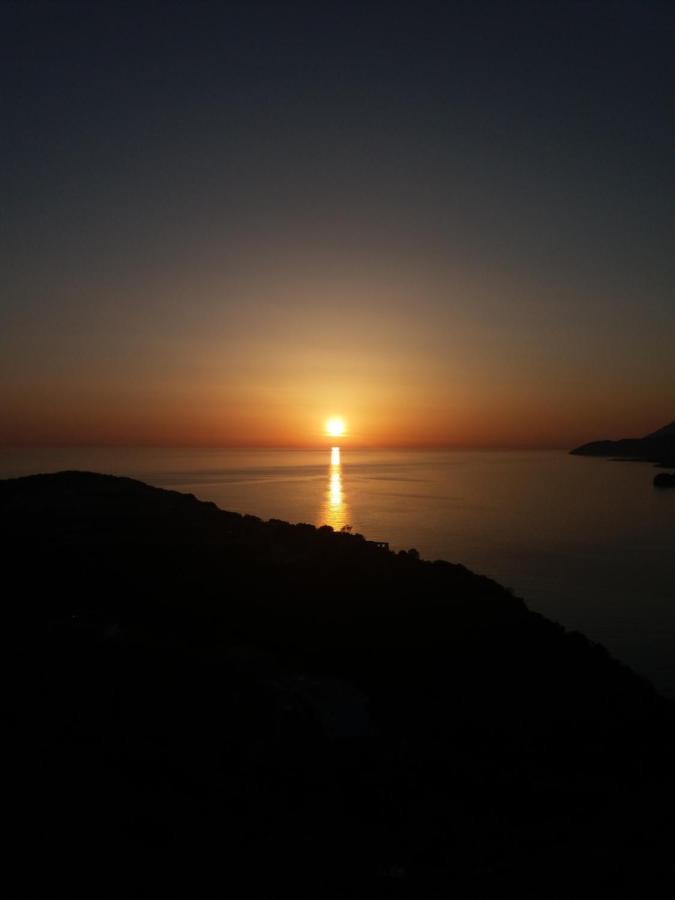 Sunset Dream Hotel